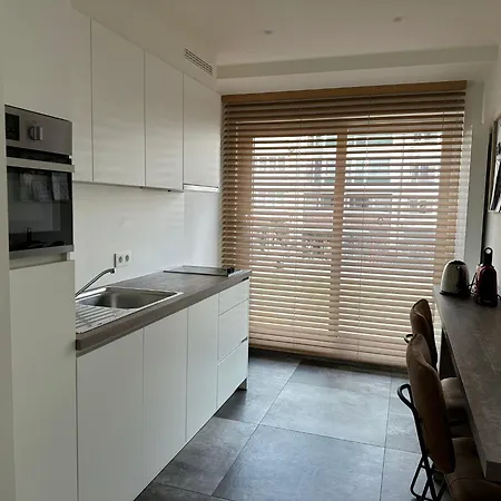 Renewed Luxurious At Casino Lägenhet